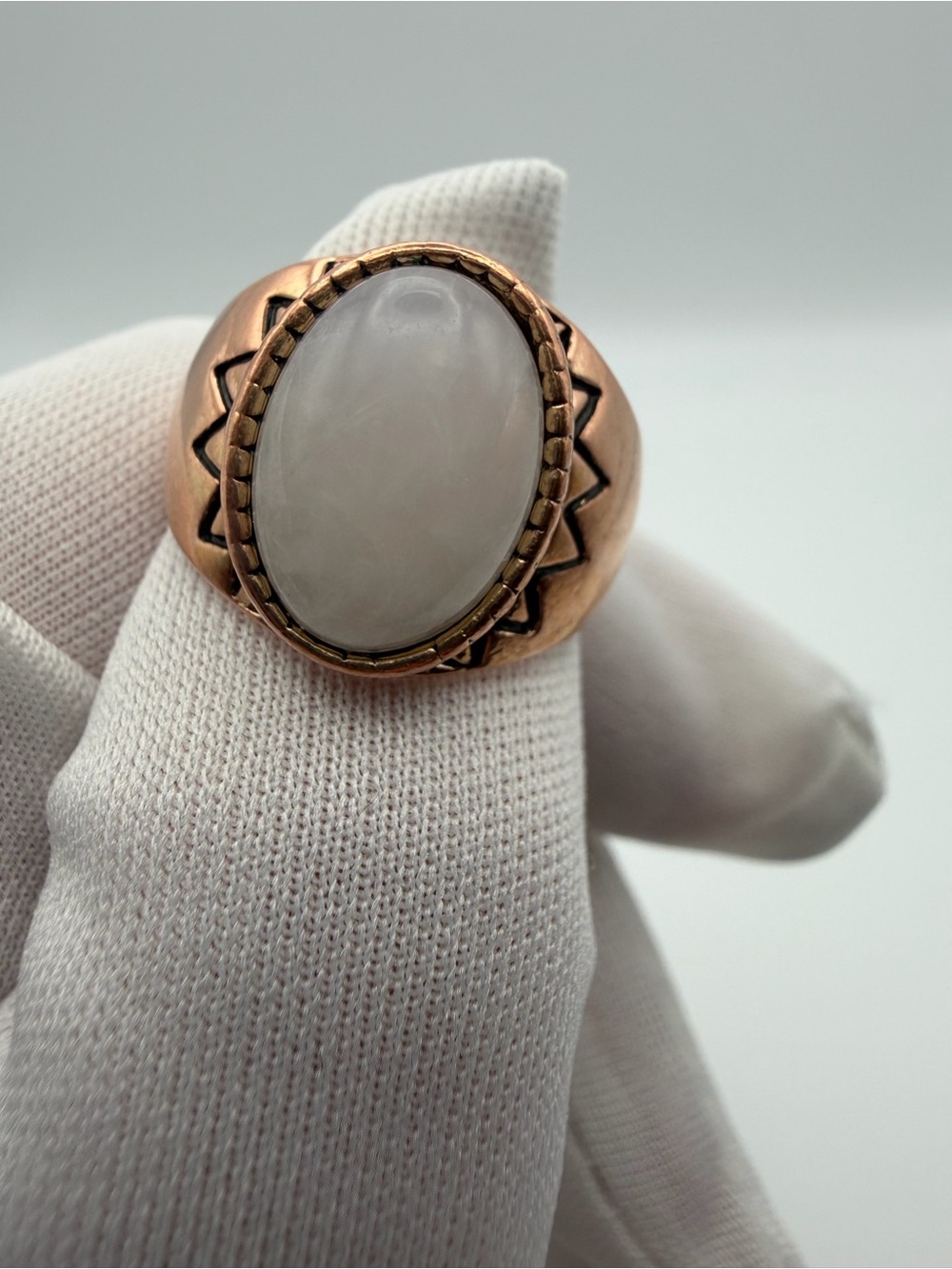 Vintage Copper Tone White Stone Statement Ring Boho Southwestern Style Size 7
